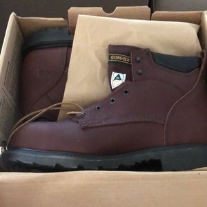 Red Wing Boots NEW Men’s 12 Brown work boots